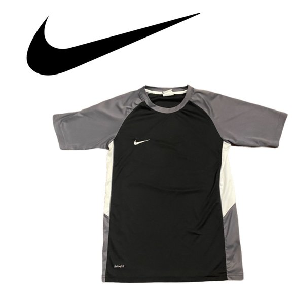 Nike Dri-Fit Training Tee - Youth Large